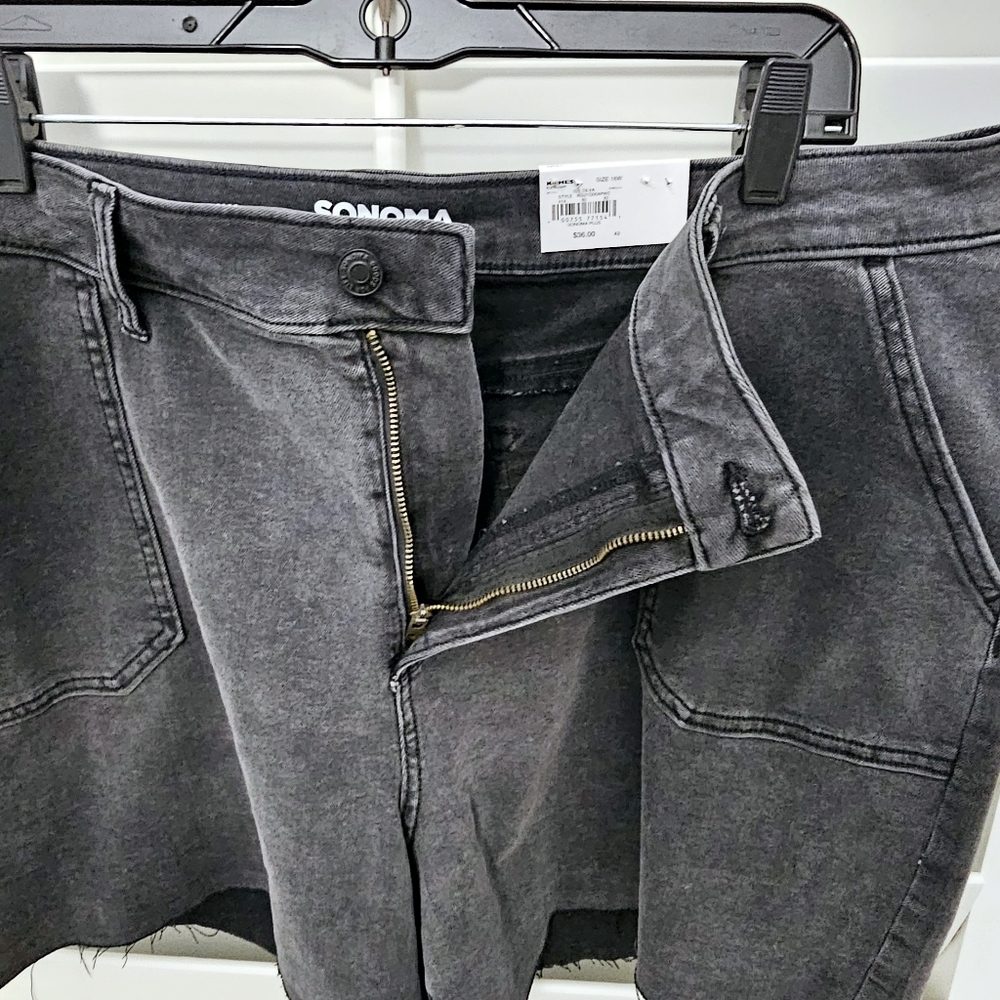 SONOMA PLUS HIGH RISE SHORTS - Picture 5 of 12